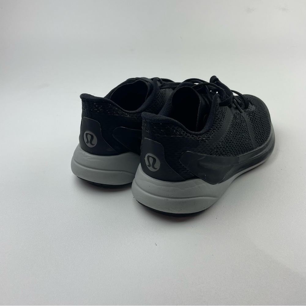 Lululemon Women's Blissfeel 2 Running Shoes Winter Size 9.5 - Picture 4 of 11